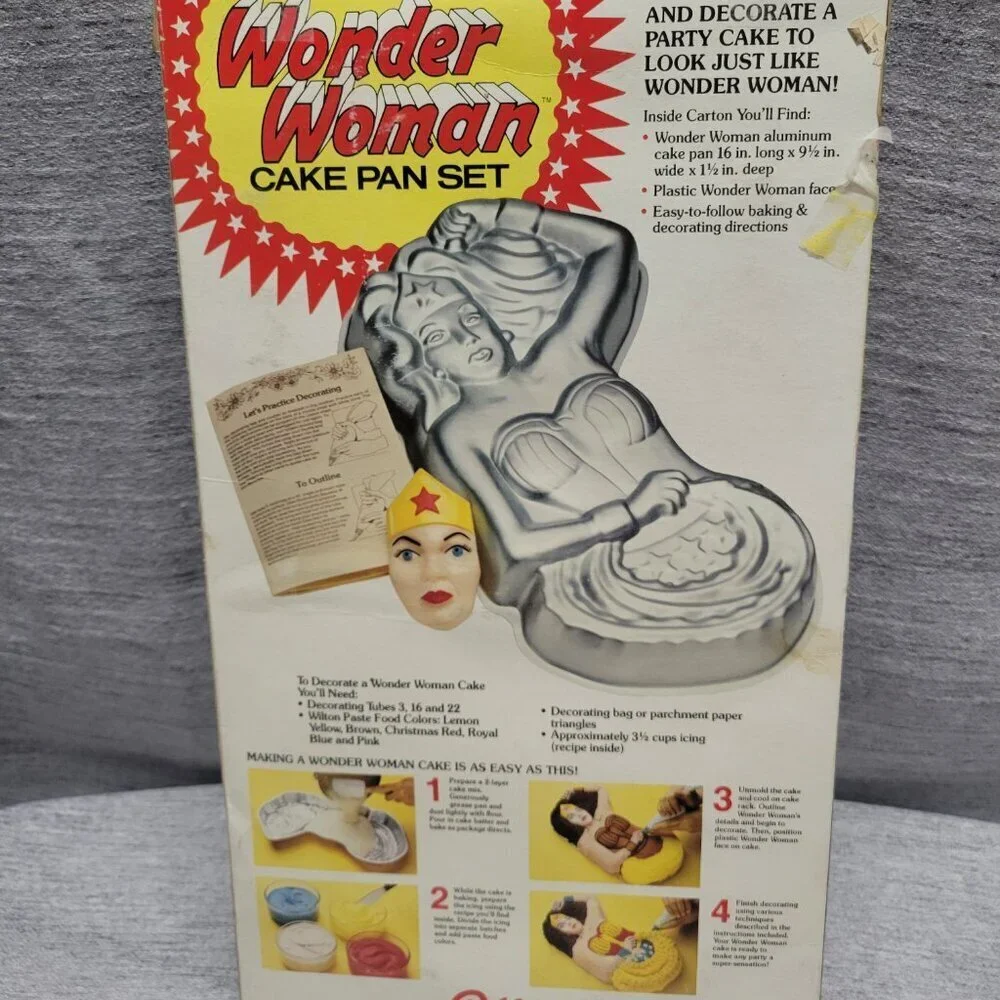 Vintage Wilton 1978 Wonder Woman Cake Pan Set